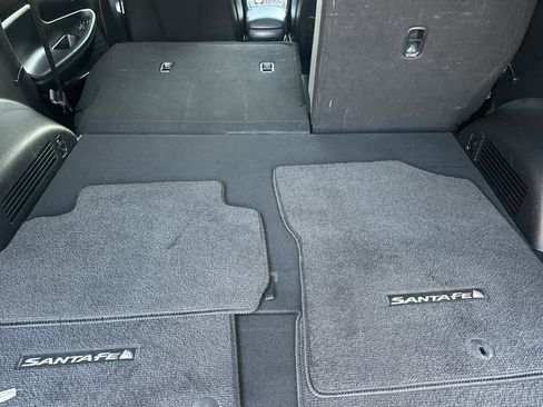 Used 2023 Hyundai Santa Fe Limited w/ Cargo Package image 17