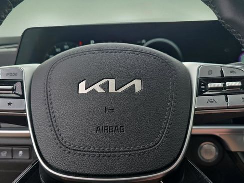 Used 2023 Kia Telluride SX Prestige AWD/4WD image 17