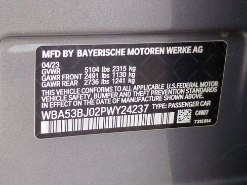 Used 2023 BMW 540i w/ Premium Package image 32