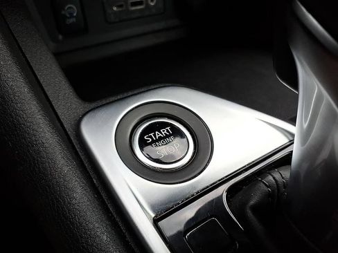 Used 2025 Nissan Sentra SV FWD image 24