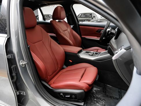 Used 2025 BMW 330i xDrive Sedan image 38