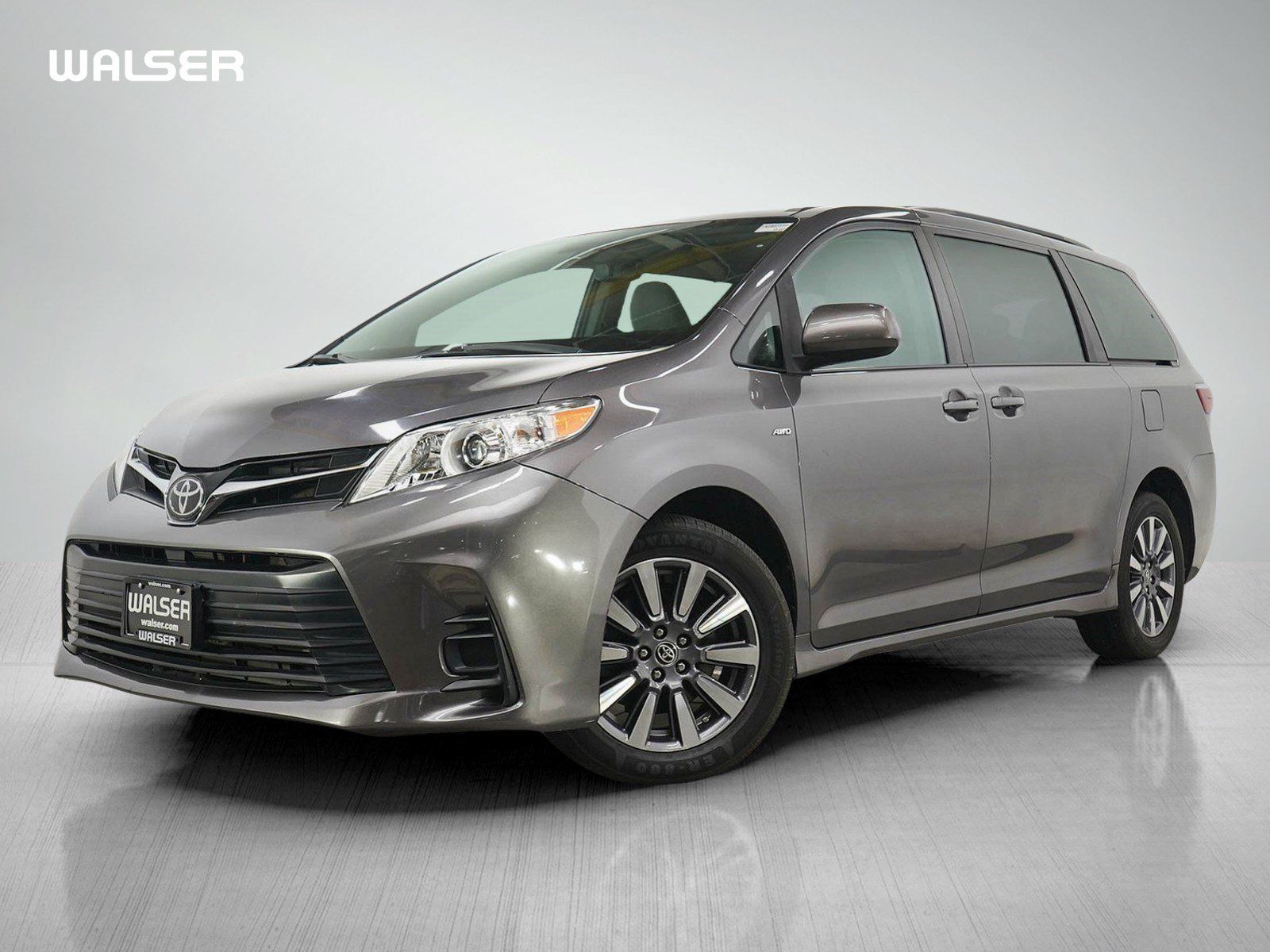 Used 2020 Toyota Sienna LE AWD/4WD image 1
