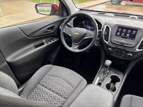 Used 2024 Chevrolet Equinox LT w/ LPO, Floor Liner Package image 25