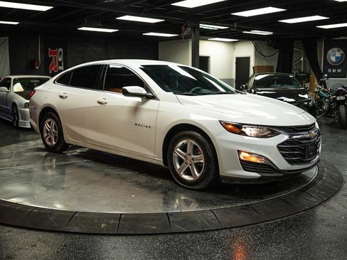 Used 2022 Chevrolet Malibu LS image 5