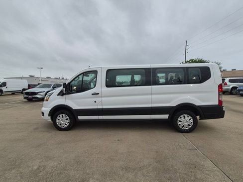 Used 2023 Ford Transit 350 XLT RWD image 5