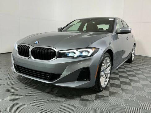 Certified 2025 BMW 330i Sedan w/ Convenience Package RWD image 4