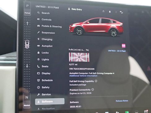 Used 2023 Tesla Model X Plaid image 26