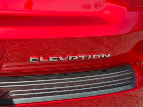 New 2026 GMC Yukon XL Elevation AWD/4WD image 6