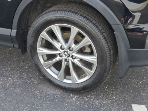 Used 2017 Toyota RAV4 Limited w/ All Weather Liner Package image 14