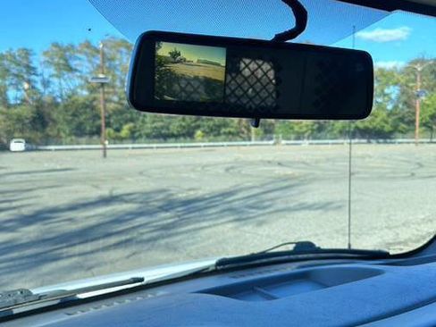 Used 2013 Chevrolet Express 1500 image 33