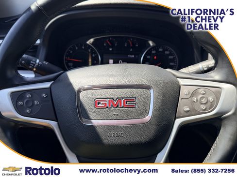Used 2023 GMC Acadia SLT FWD image 23