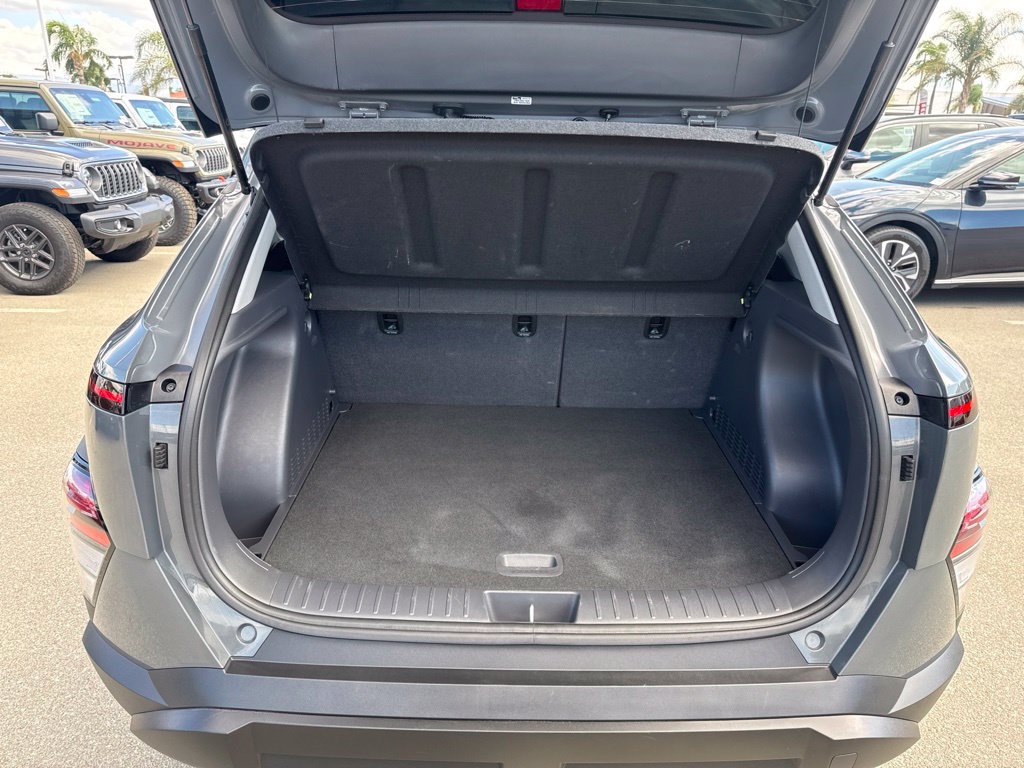 Used 2026 Hyundai Kona SEL Sport FWD image 28