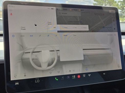 Used 2021 Tesla Model Y Long Range AWD/4WD image 13