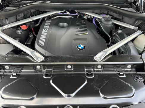 Certified 2024 BMW X7 xDrive40i w/ Premium Package AWD/4WD image 36
