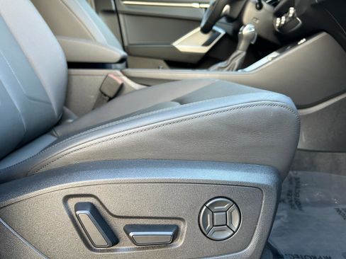 Certified 2025 Audi Q3 2.0T Premium w/ Convenience Package image 27