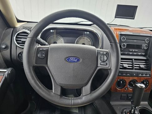 Used 2010 Ford Explorer Eddie Bauer image 15