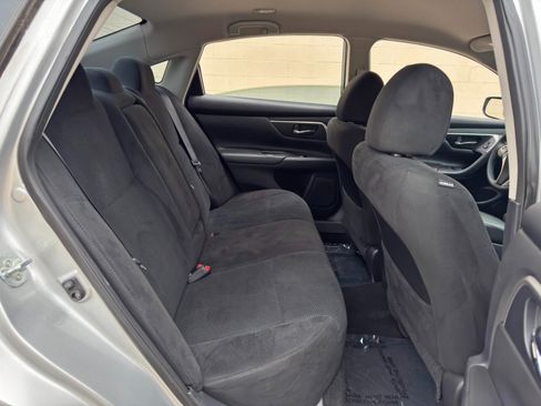 Used 2015 Nissan Altima 2.5 S w/ Special Edition Package FWD image 33