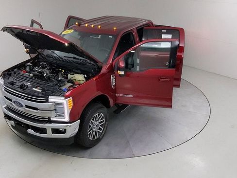 Used 2019 Ford F250 Lariat w/ Lariat Ultimate Package AWD/4WD image 47