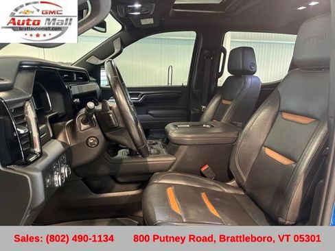 Used 2022 GMC Sierra 1500 AT4 w/ AT4 Preferred Package image 11