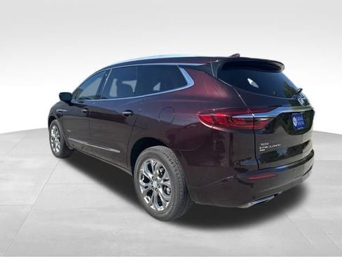 Used 2020 Buick Enclave Avenir w/ Avenir Technology Package AWD/4WD image 4