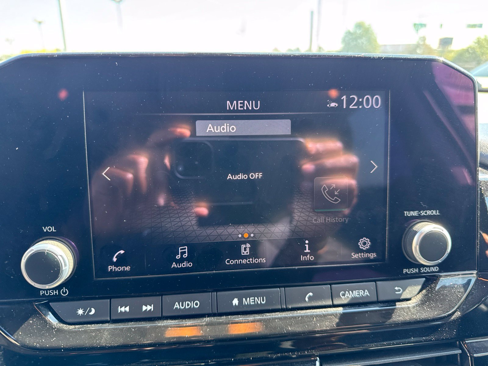 Used 2025 Nissan Pathfinder SV FWD image 22