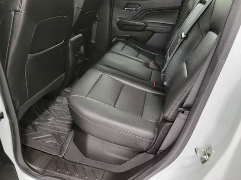 Used 2023 GMC Canyon Elevation w/ Elevation Premium Package image 17