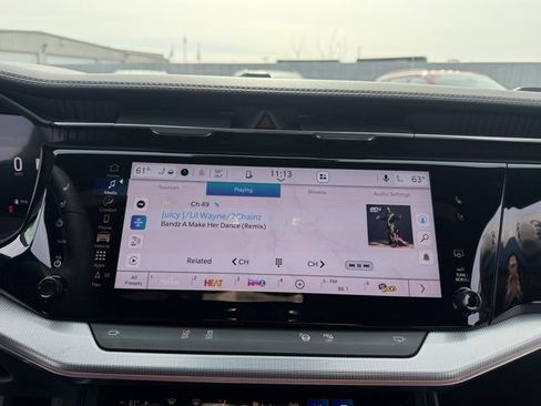 Used 2024 Jeep Wagoneer Launch Edition image 18