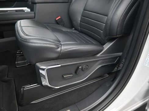 New 2026 Ford F250 Platinum image 14
