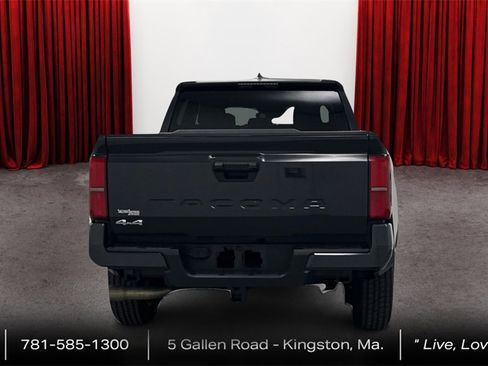 Used 2024 Toyota Tacoma SR5 image 6