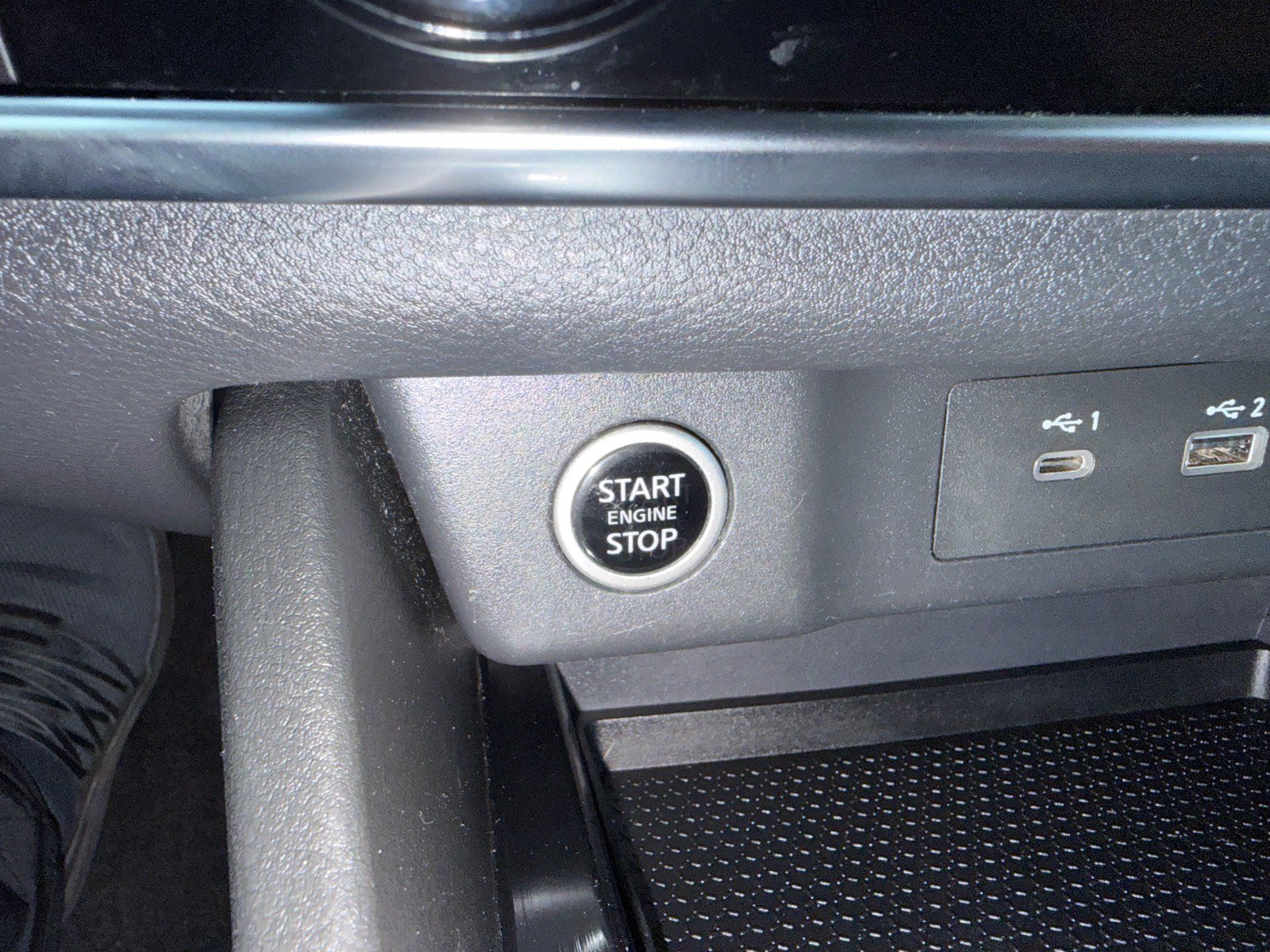 Used 2023 Nissan Rogue S FWD image 24