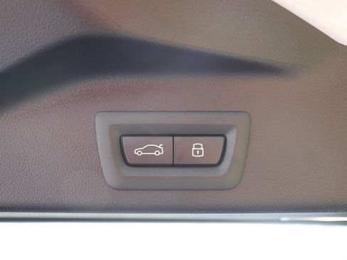 New 2026 BMW X5 sDrive40i w/ Climate Comfort Package RWD image 17