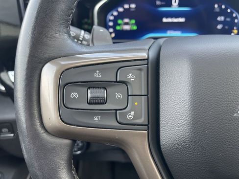 Used 2022 Chevrolet Silverado 1500 High Country w/ High Country Premium Package image 19