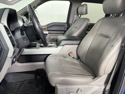 Used 2018 Ford F150 Lariat w/ Equipment Group 502A Luxury AWD/4WD image 11