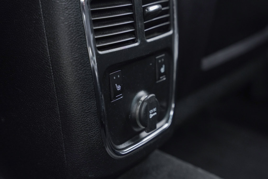 Used 2011 Dodge Charger R/T RWD image 38