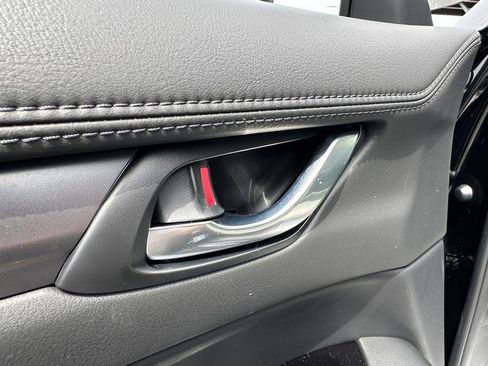 Certified 2025 MAZDA CX-5 AWD 2.5 S w/ Preferred Package image 18