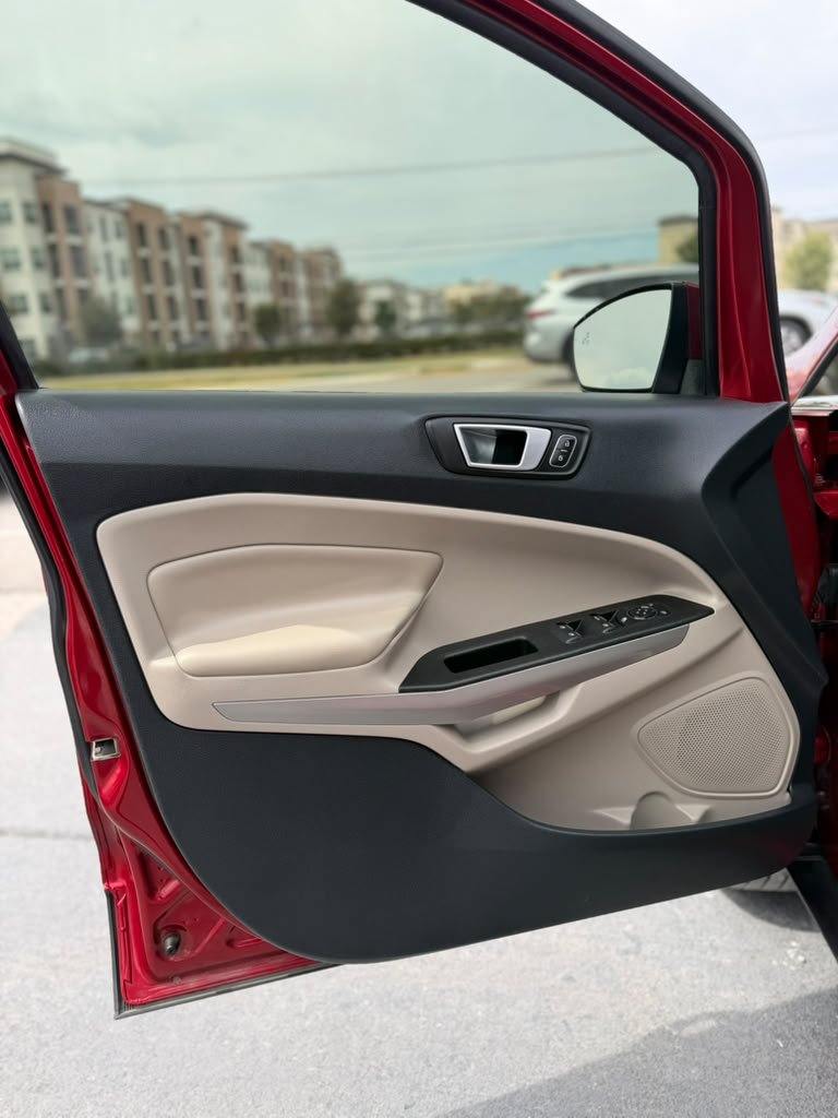 Used 2018 Ford EcoSport Titanium AWD/4WD image 14
