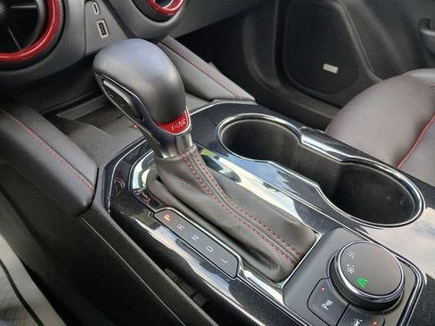 Used 2024 Chevrolet Blazer RS FWD image 25
