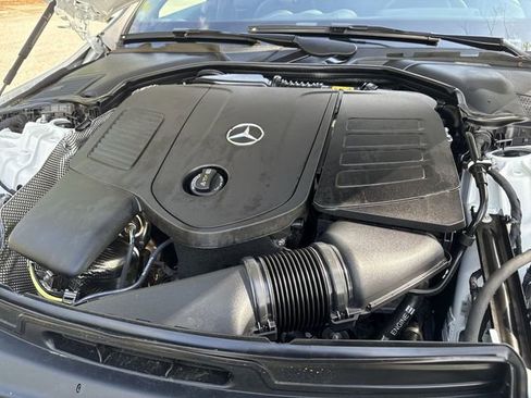 Used 2025 Mercedes-Benz C 300 4MATIC Sedan image 28