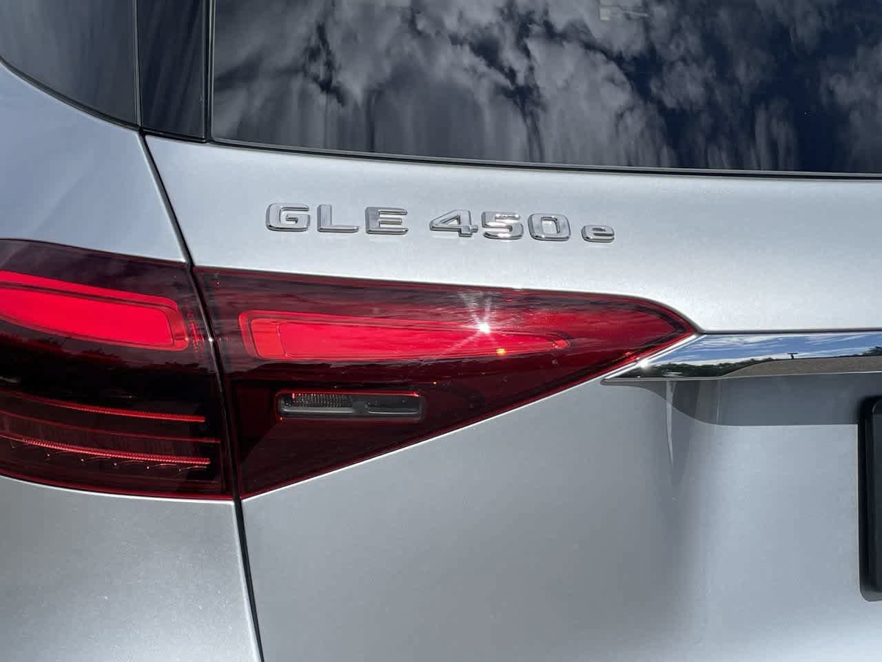 Used 2024 Mercedes-Benz GLE 450e 4MATIC image 41
