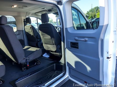 Used 2018 Ford Transit 150 XL RWD image 22