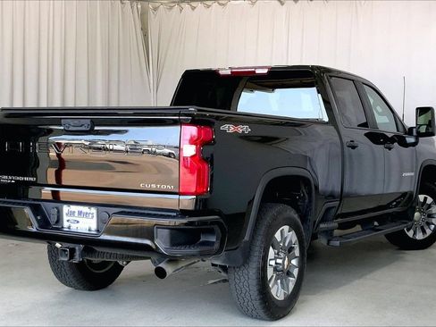 Used 2025 Chevrolet Silverado 2500 Custom w/ Custom Convenience Package AWD/4WD image 10