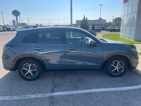 Used 2024 Honda HR-V EX-L image 9