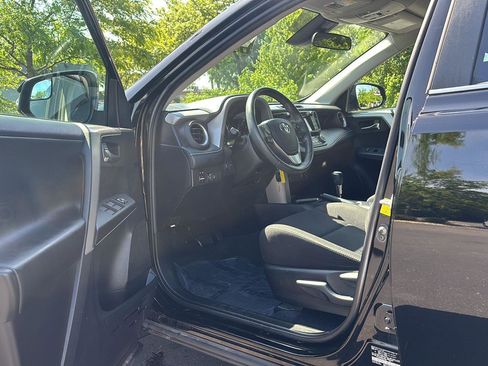 Used 2017 Toyota RAV4 XLE w/ Plus Special Value Package AWD/4WD image 2