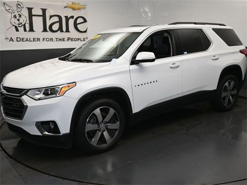 Used 2020 Chevrolet Traverse LT w/ LT Premium Package image 33