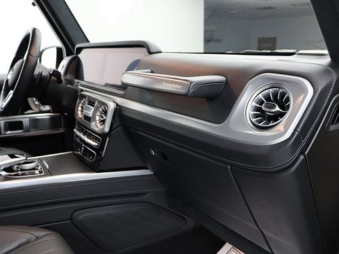 Used 2022 Mercedes-Benz G 550 image 29