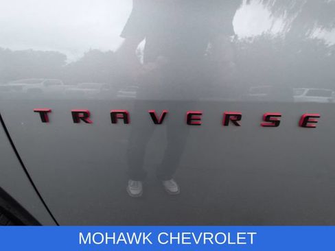 Used 2024 Chevrolet Traverse Premier w/ Redline Edition AWD/4WD image 33
