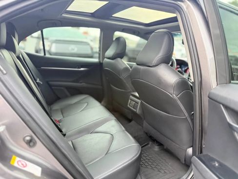 Used 2018 Toyota Camry XSE w/ Driver Assist Package FWD image 8