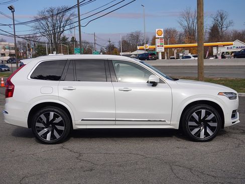Used 2024 Volvo XC90 T8 Plus w/ Protection Package image 23