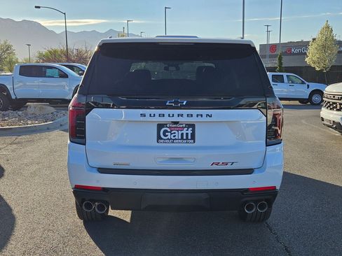 New 2026 Chevrolet Suburban RST w/ Sun And Tow Package AWD/4WD image 4