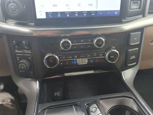 Used 2022 Ford F150 Lariat w/ Equipment Group 502A High AWD/4WD image 14